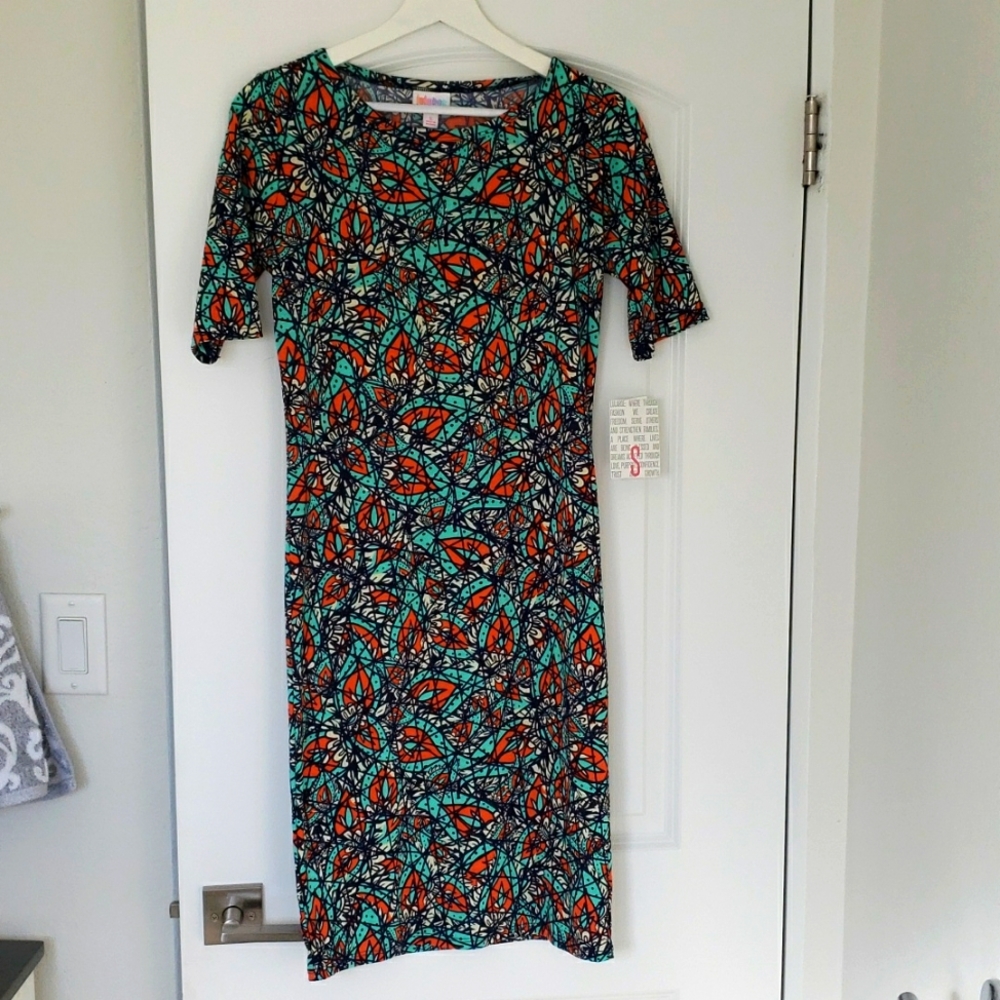 Lularoe Julia NWT Sz S